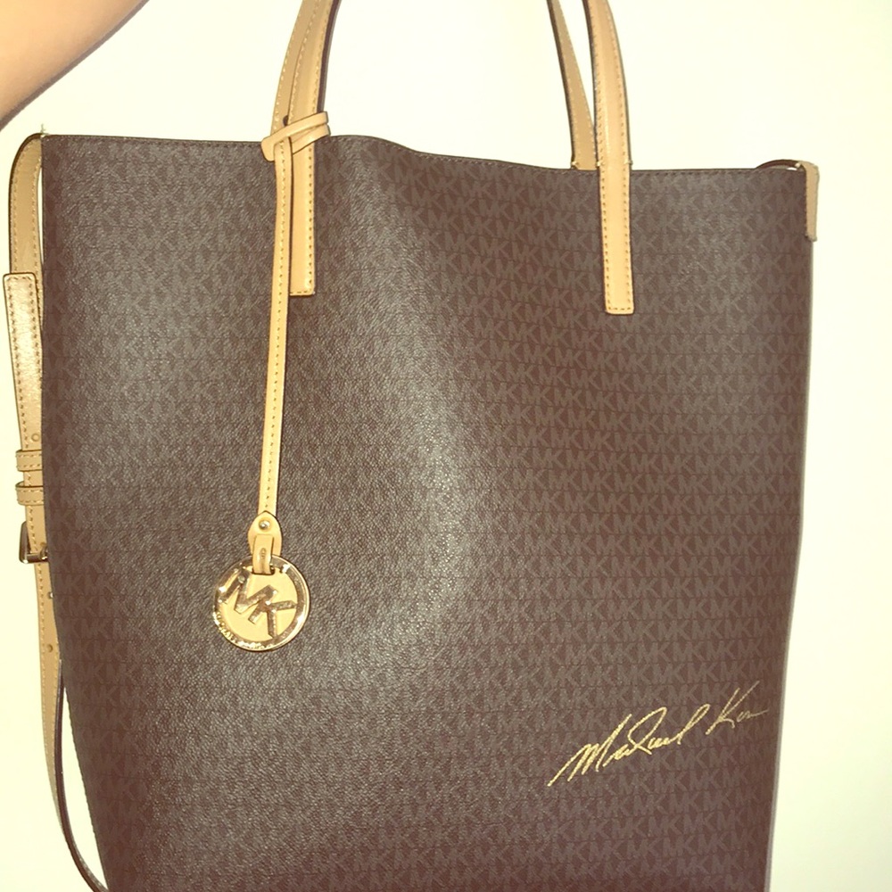 Michael Kors purse